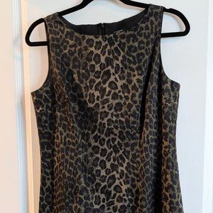 💚Green Leopard Sheath Dress by Ann Taylor- Size 10P